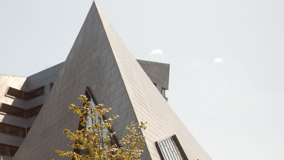 LEUPHANA UNIVERSITÄT LÜNEBURG